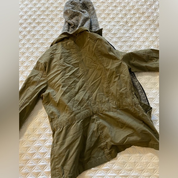 Olive Jacket - Picture 6 of 6